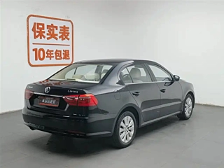 VOLKSWAGEN LAVIDA 2013