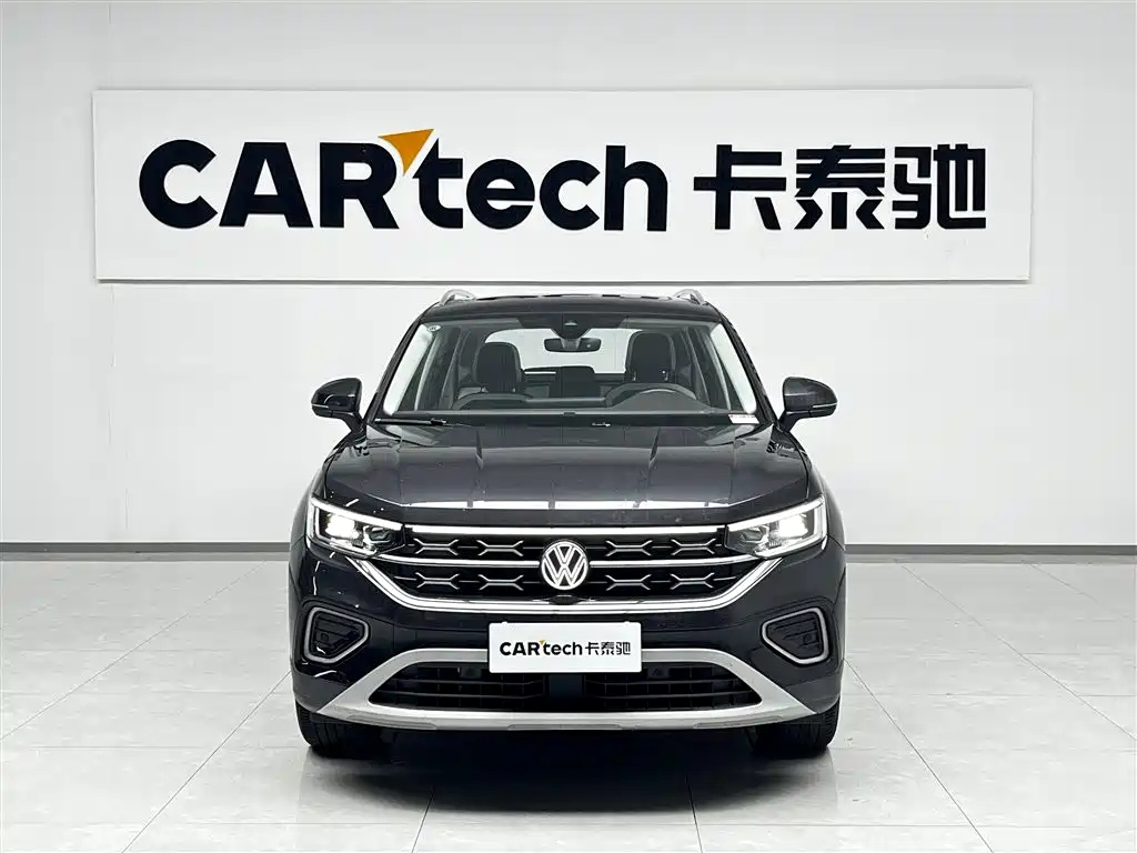 VOLKSWAGEN TAYRON 2022