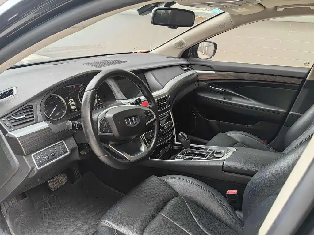 GEELY AUTO BORUI 2017