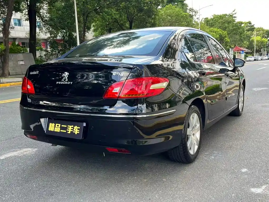 PEUGEOT 408 2013
