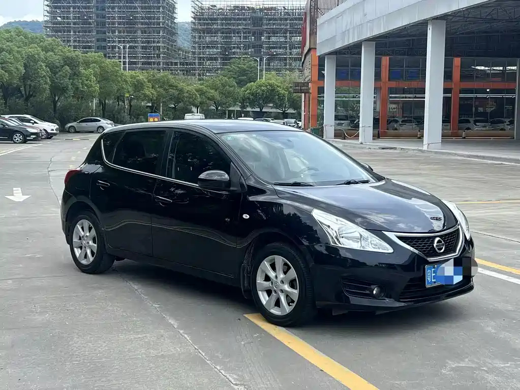 NISSAN TIIDA TIIDA 2011