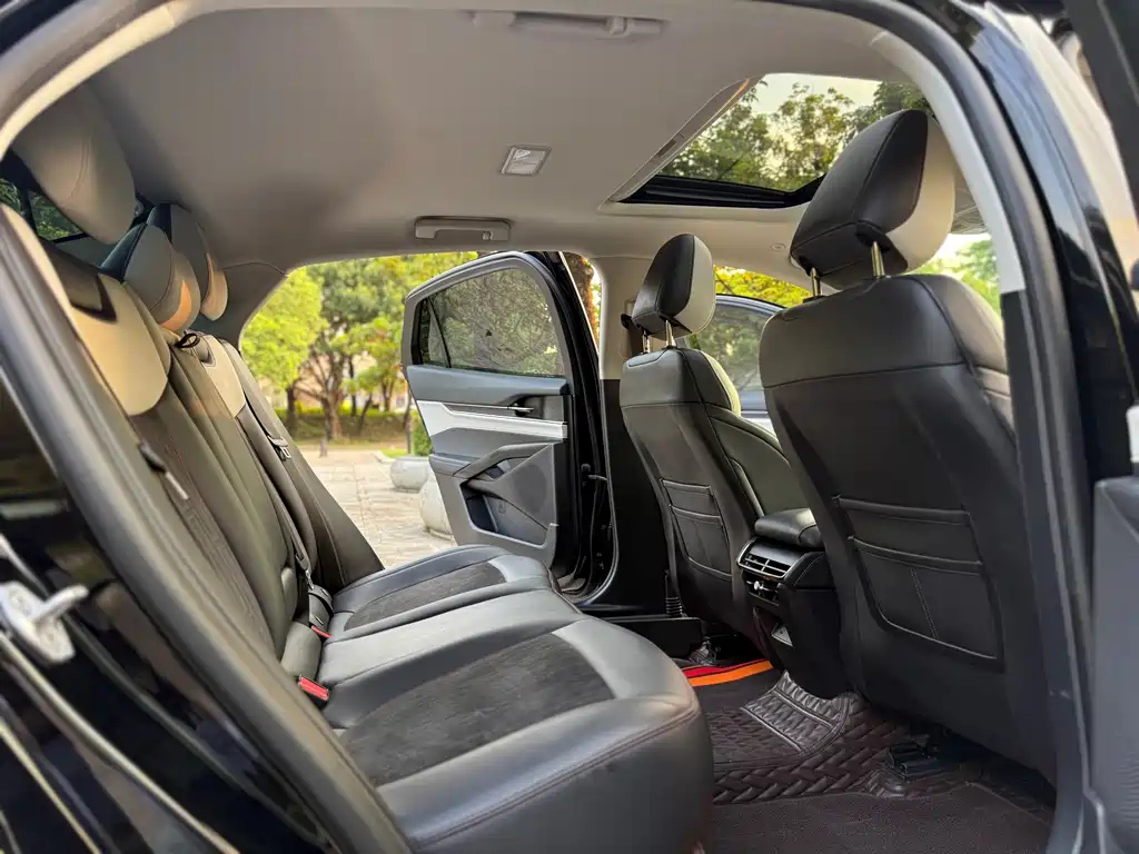 FORD MONDEO 2022