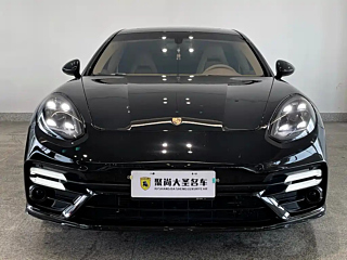 PORSCHE PANAMERA  2016