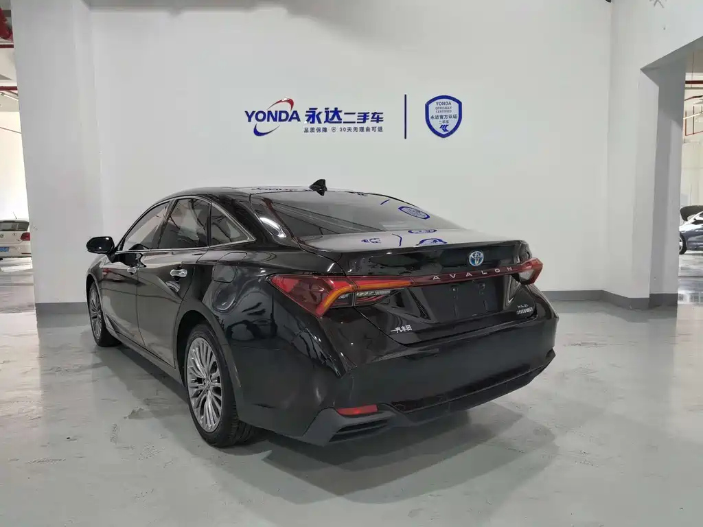 TOYOTA AVALON 2019