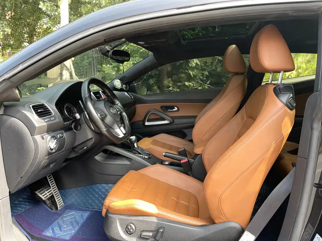 VOLKSWAGEN SCIROCCO 2010