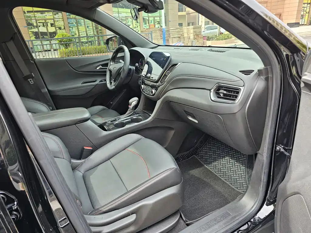 CHEVROLET EXPLORER 2024