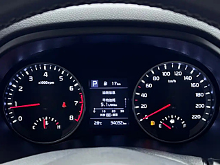 KIA VENUE  2021 YEAR 1.4L CVT YEAR 2021
