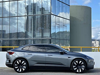 POLESTAR 4  2024 YEAR  STANDARD RANGE PLUS & 2024
