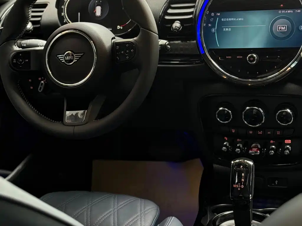 MINI CLUBMAN 2022