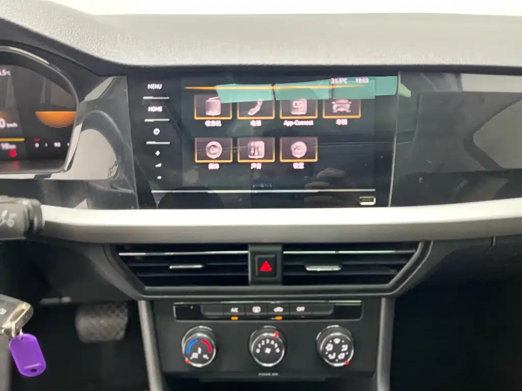 VOLKSWAGEN LAVIDA 2022