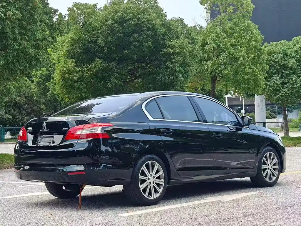 PEUGEOT 408 2016
