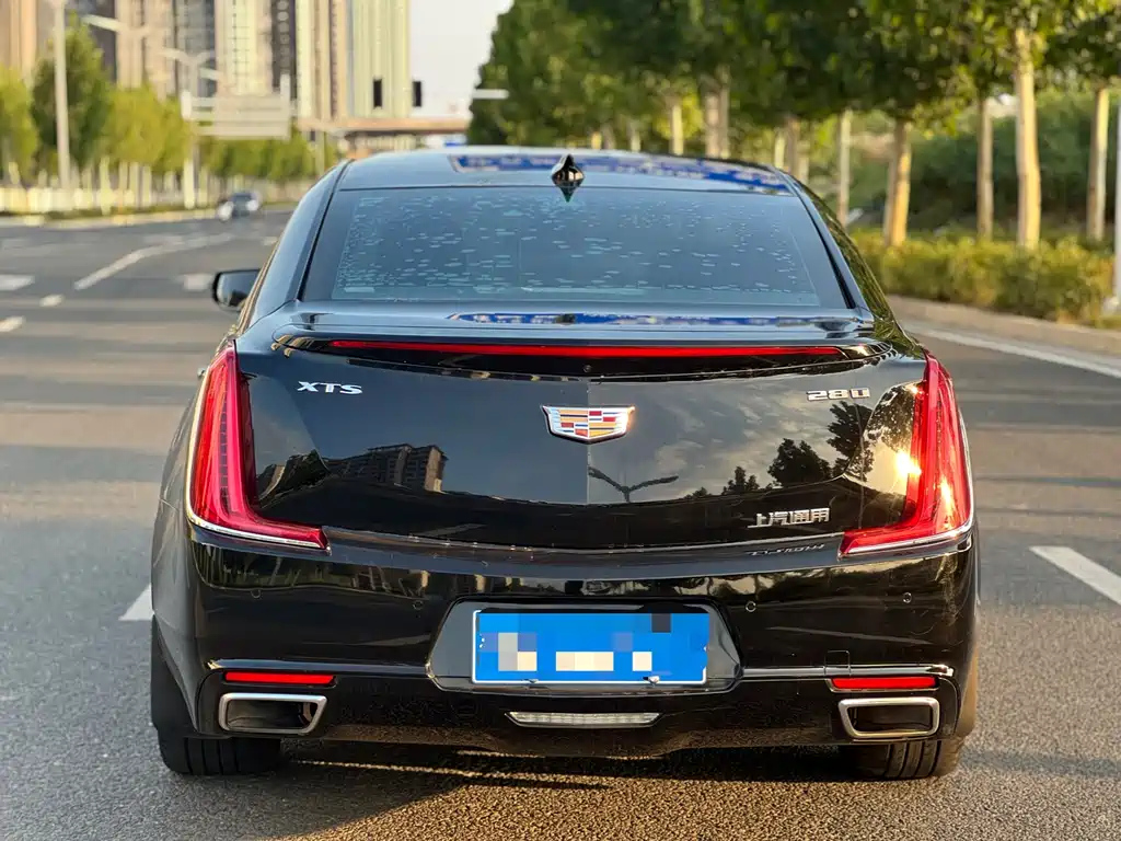 CADILLAC XTS 2018