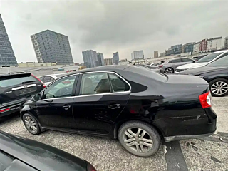 VOLKSWAGEN SAGITAR 2009