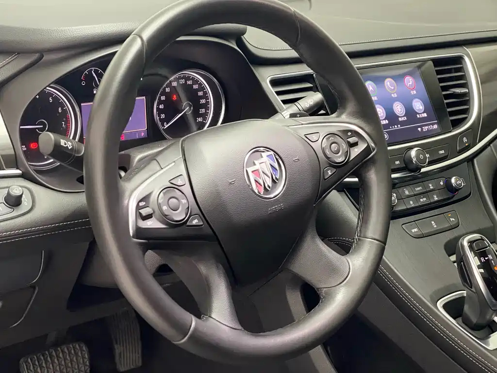 BUICK LACROSSE 2021