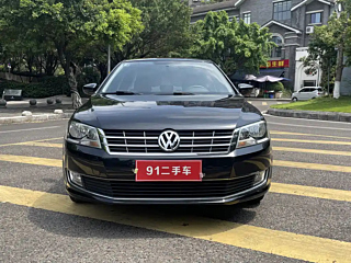 VOLKSWAGEN LAVIDA 2014