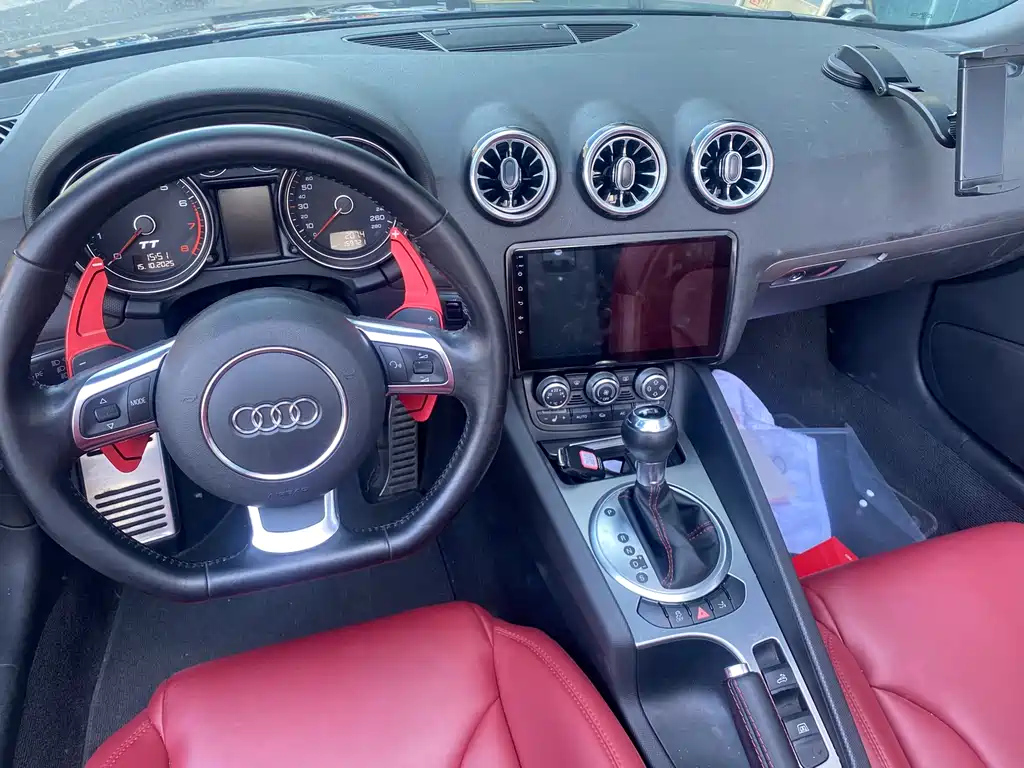 AUDI TT 2011