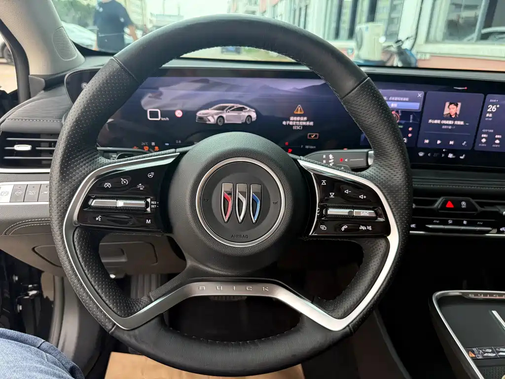 BUICK LACROSSE 2025