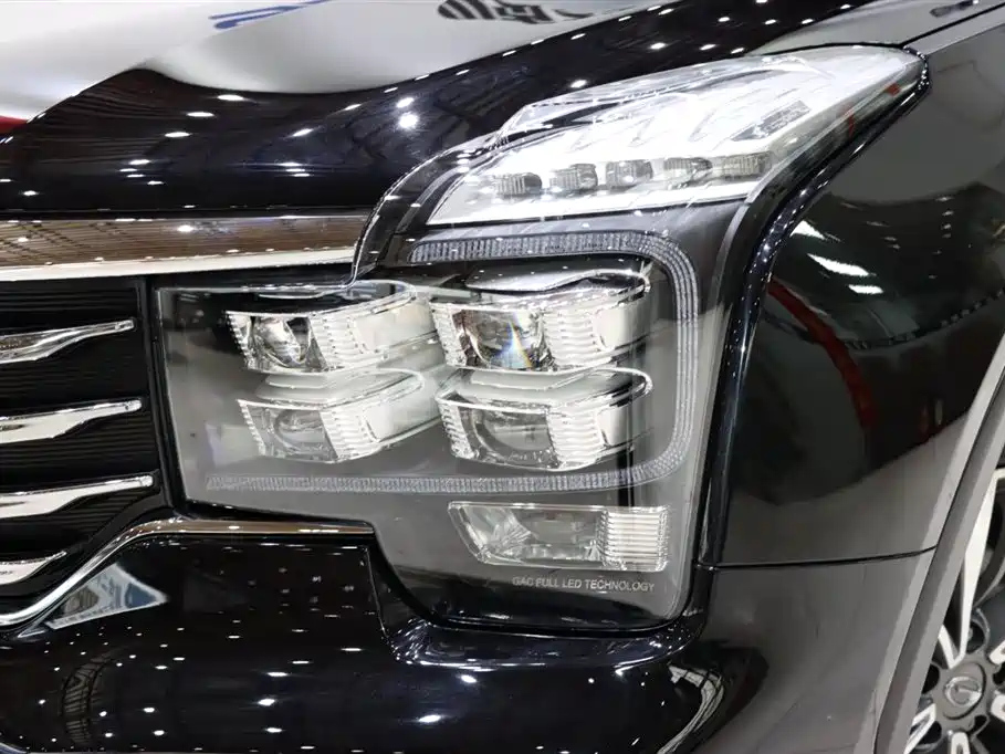 TRUMPCHI GS8 2017