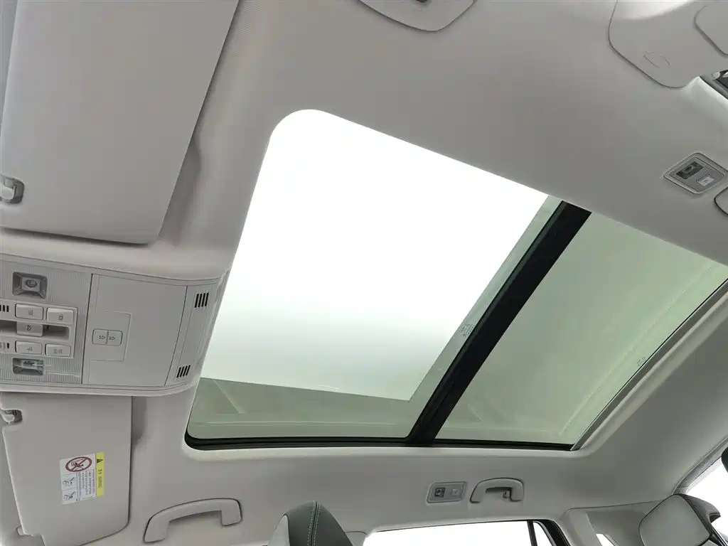 VOLKSWAGEN TAYRON 2024