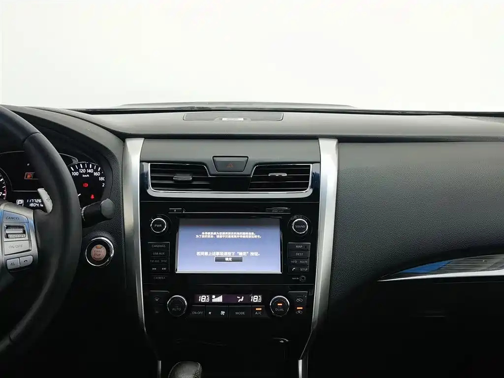 NISSAN TEANA 2016