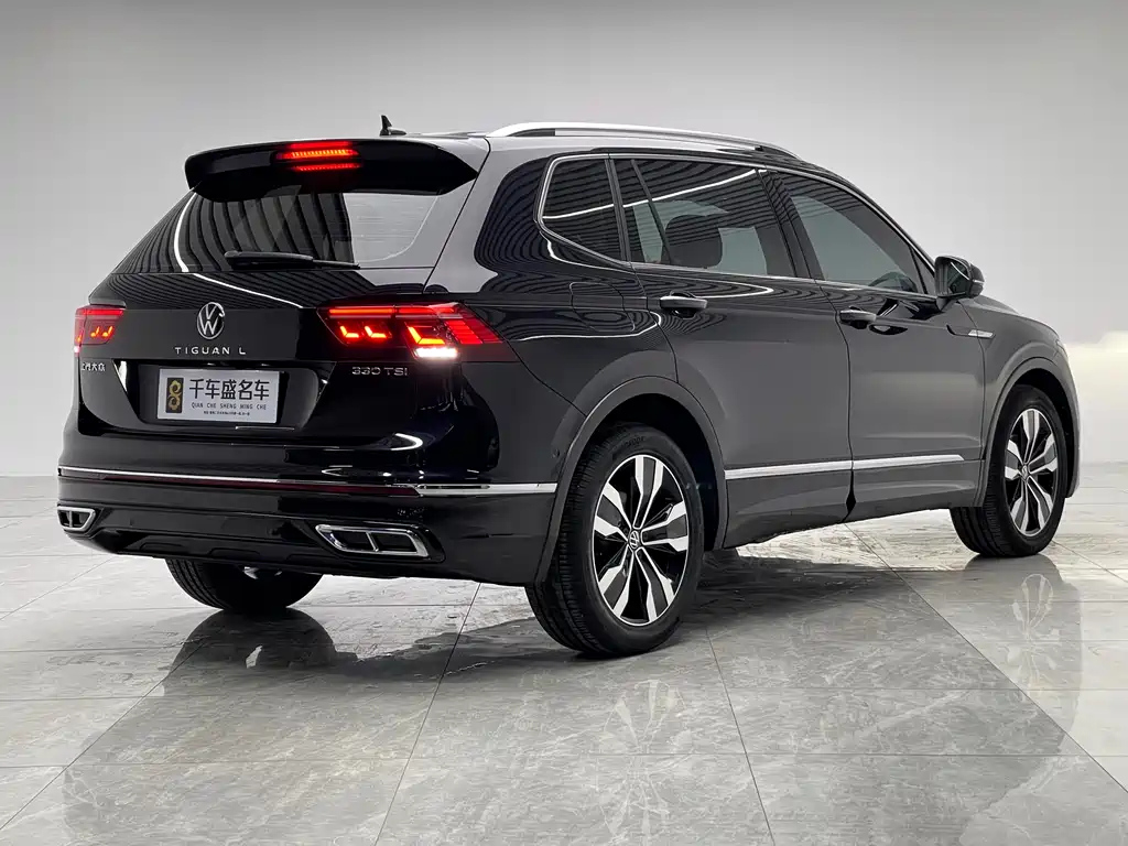 VOLKSWAGEN TIGUAN L 2022