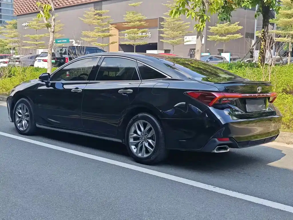 TOYOTA AVALON 2021