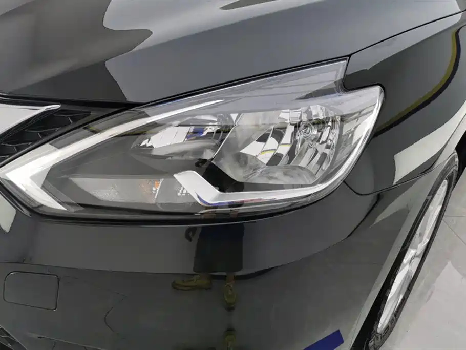 NISSAN SYLPHY 2022