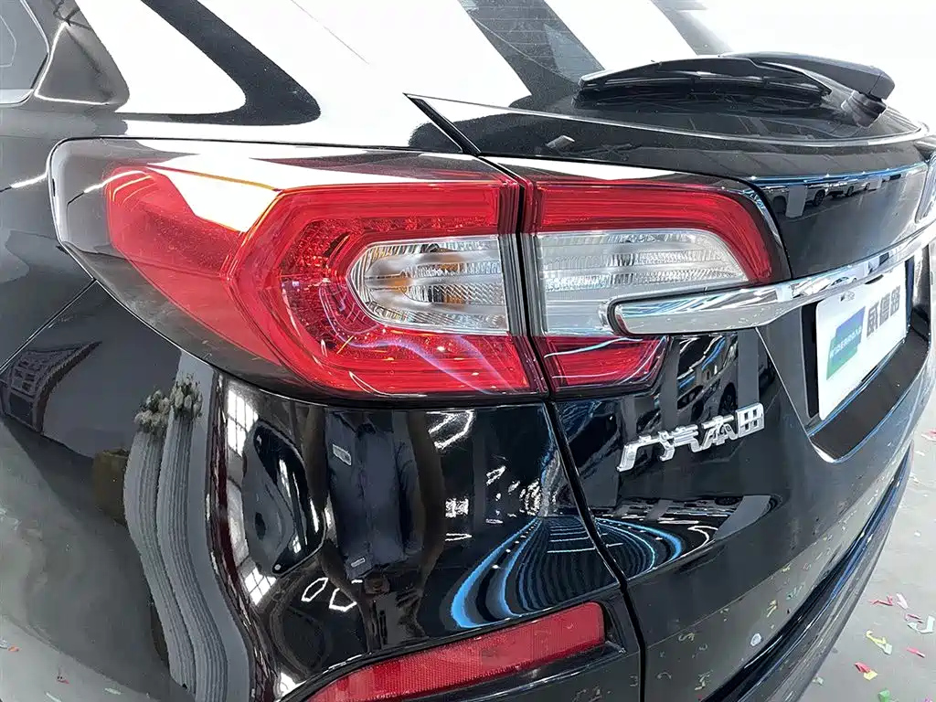 HONDA AVANCIER 2017