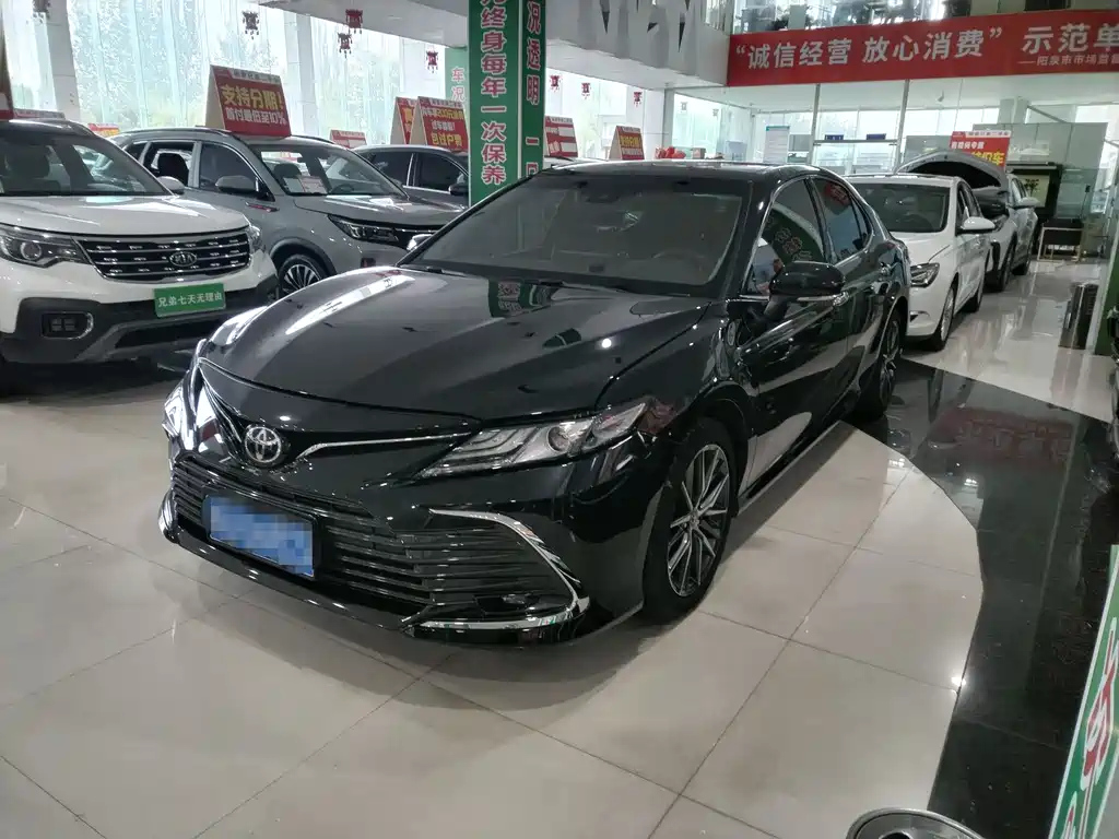 TOYOTA CAMRY 2023
