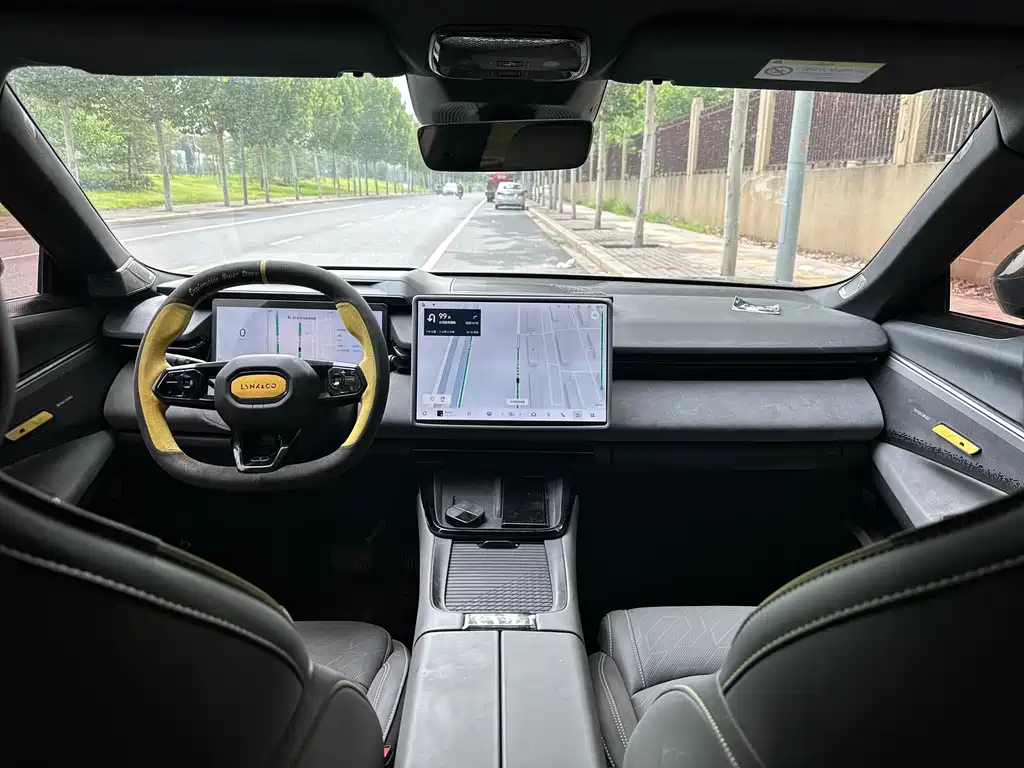 LYNK&CO 08 NEW ENERGY 2023