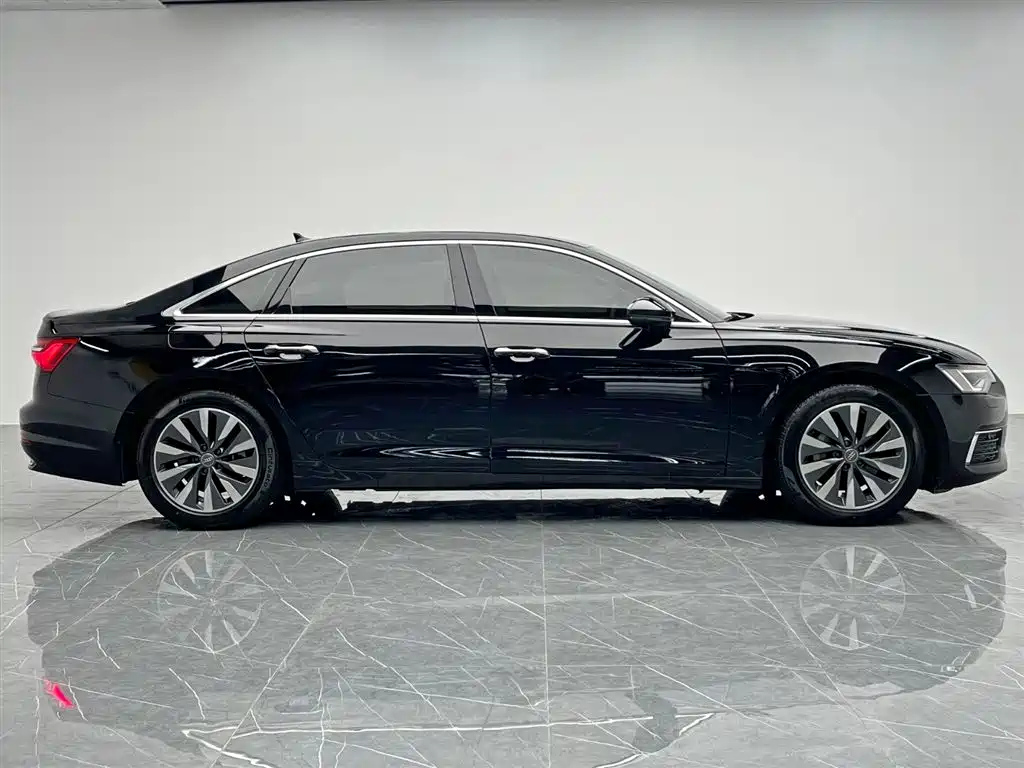 AUDI A6L 2021