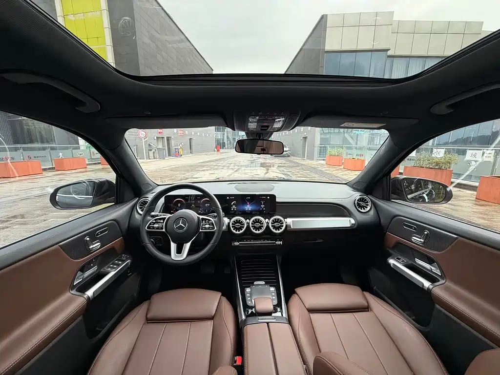 MERCEDES BENZ GLB 2021