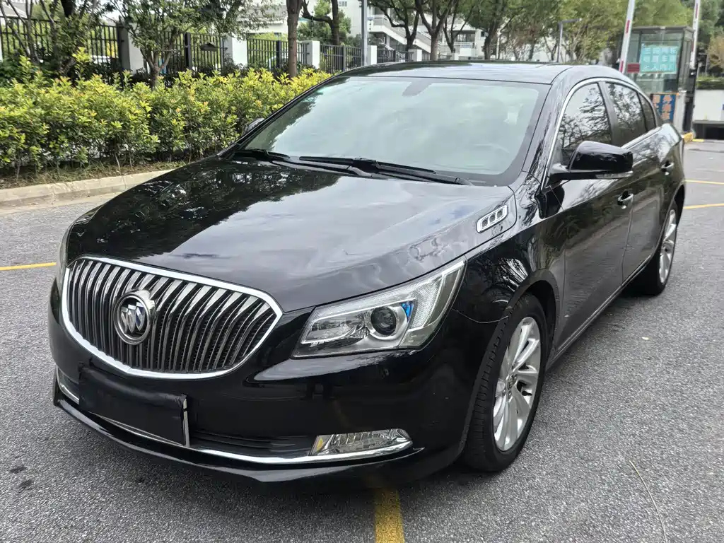 BUICK LACROSSE 2013