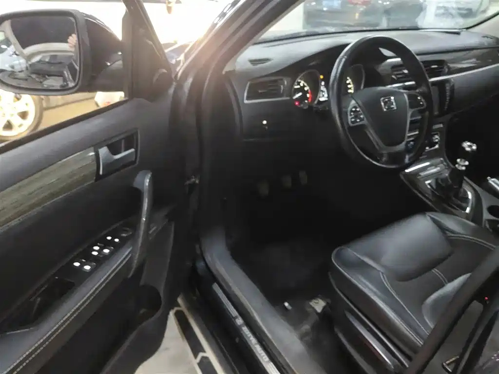 ZOTYE T600 2015
