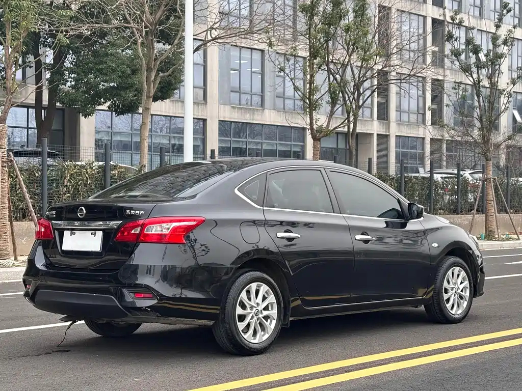 NISSAN SYLPHY 2021