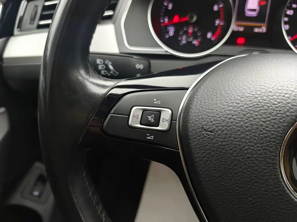 VOLKSWAGEN OTHER 2018