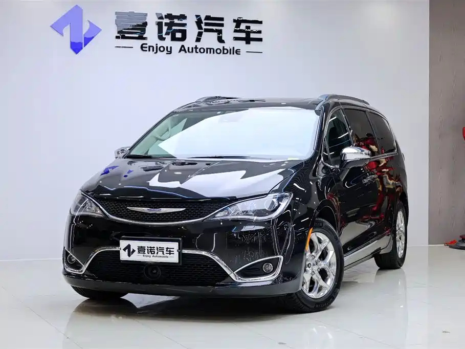 CHRYSLER OTHER 2017