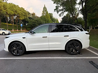 LI AUTO L6  2025 YEAR MAX INTELLIGENT  EDITION 2025
