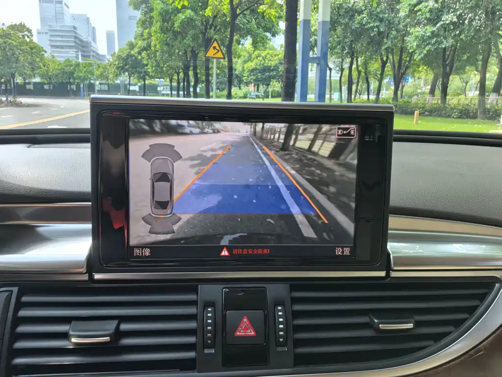 AUDI A6L 2015