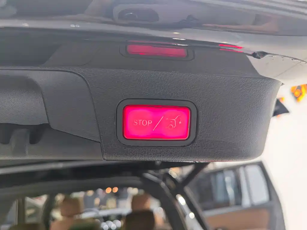 MERCEDES BENZ GLB 2021