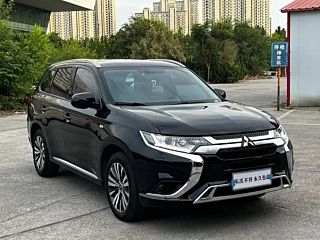 Заказать MITSUBISHI OUTLANDER
