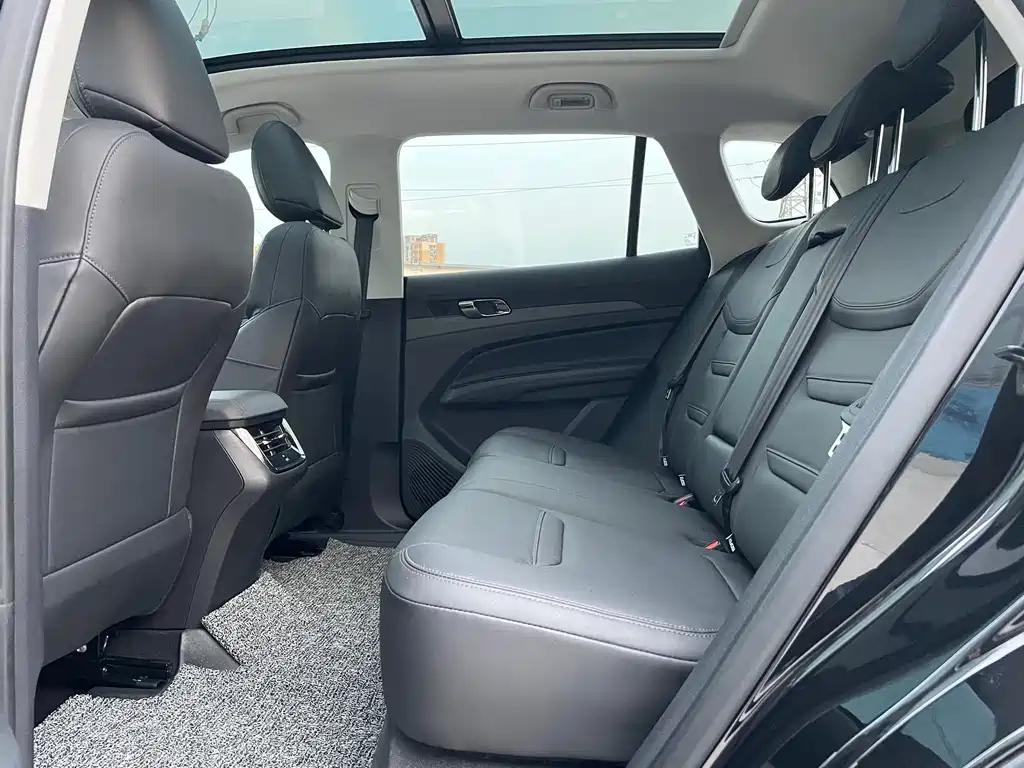 FORD EQUATOR SPORT 2024