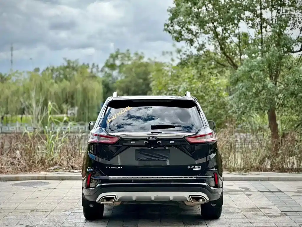 FORD EDGE 2021