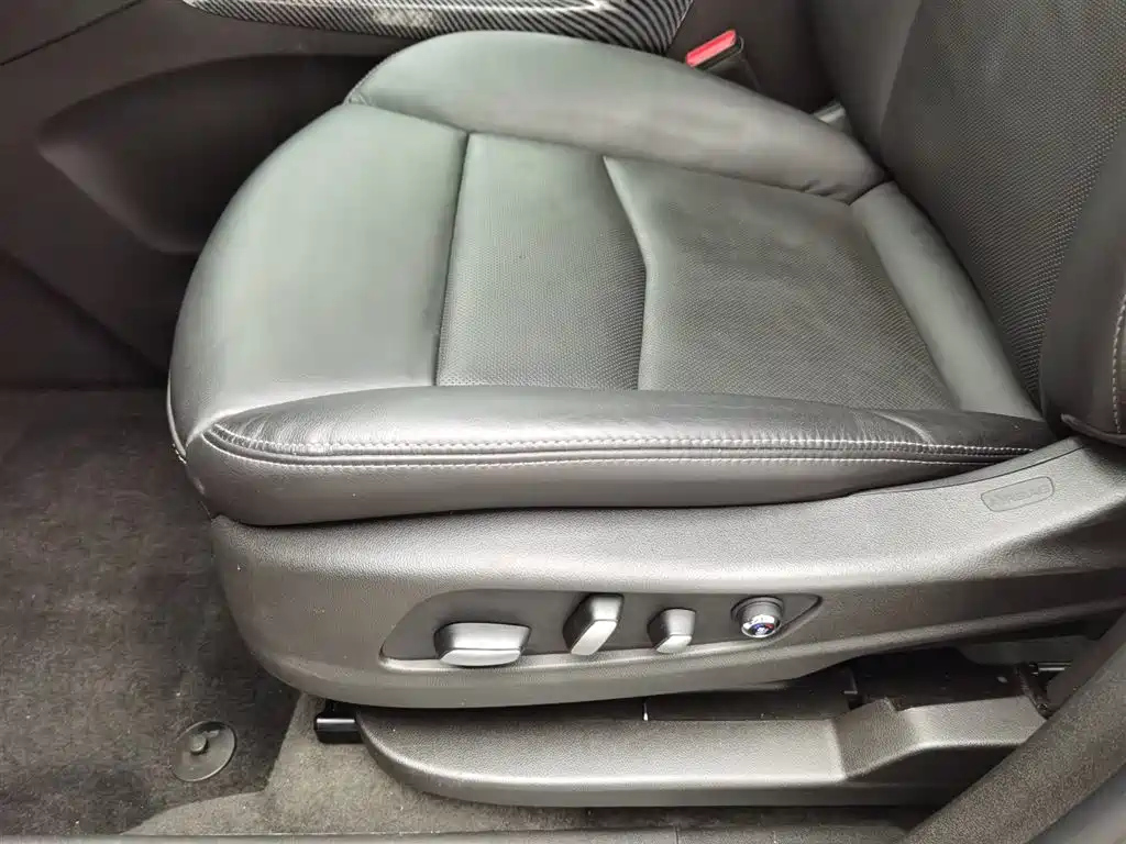 CHEVROLET EXPLORER 2018
