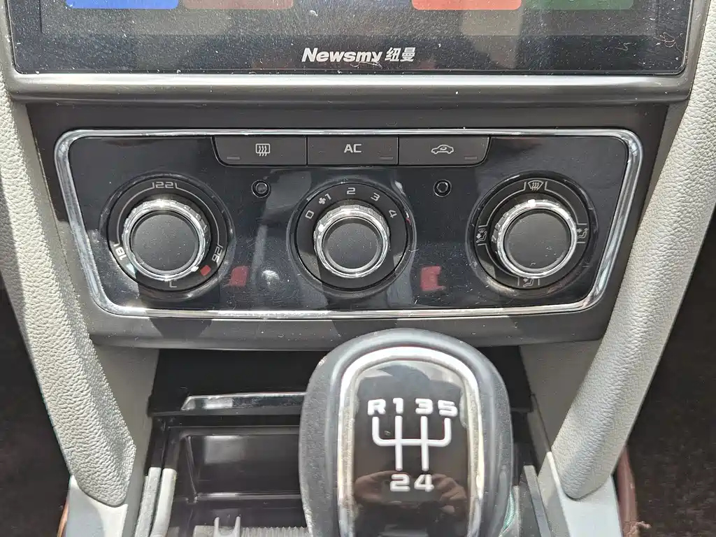 SKODA SUPERB 2009