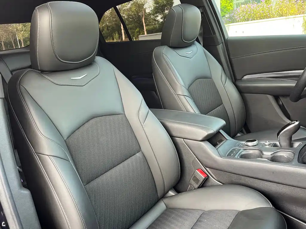 CADILLAC XT4 2020