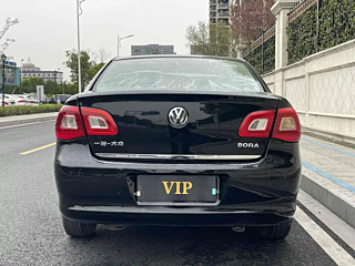 VOLKSWAGEN BORA 2012