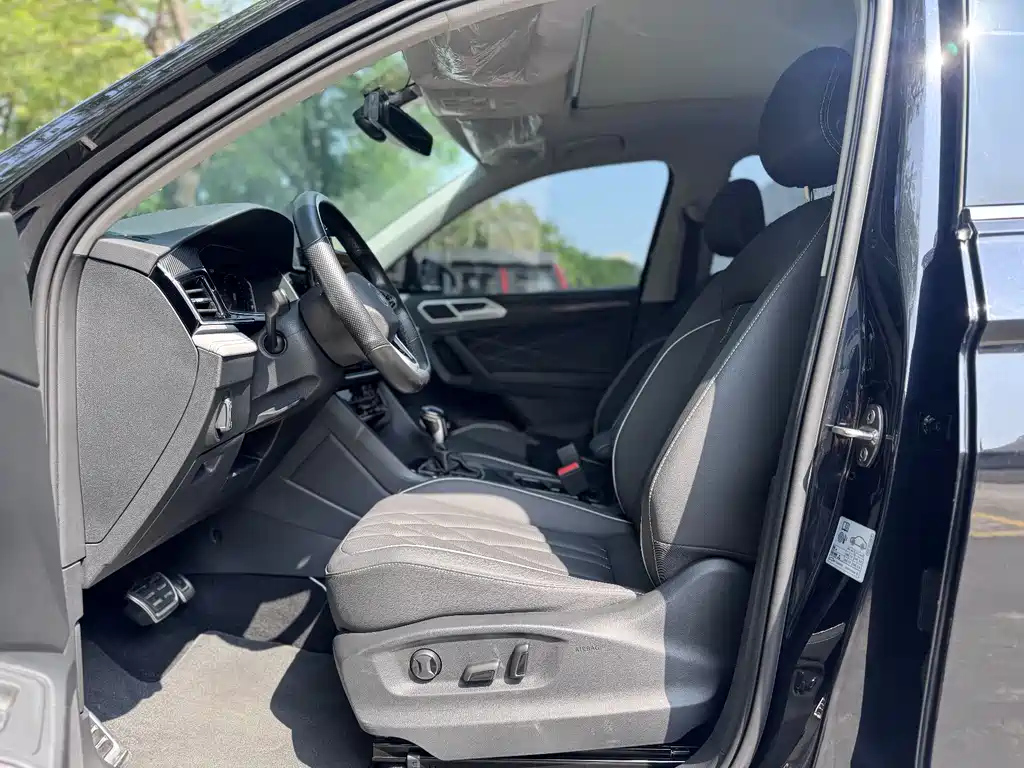 VOLKSWAGEN TIGUAN L 2022