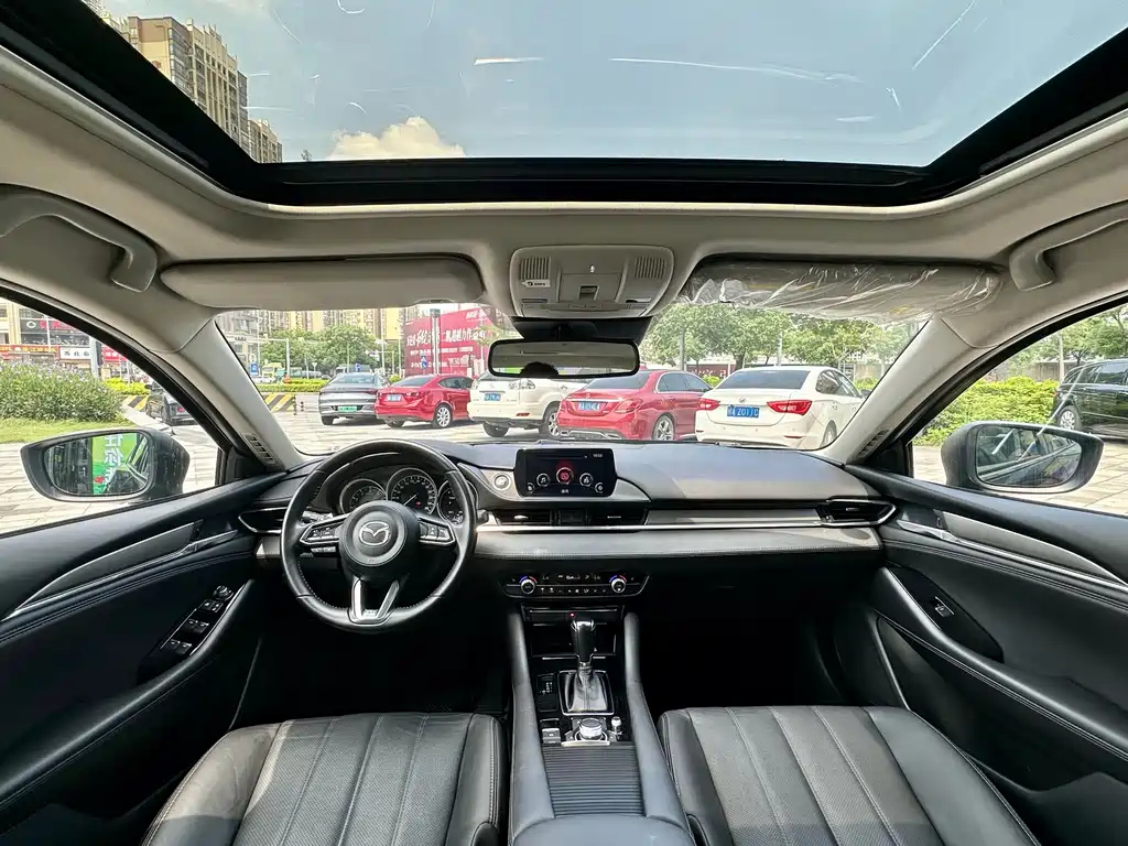 MAZDA ATENZA 2021
