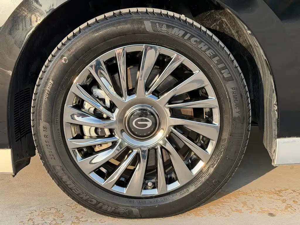 TRUMPCHI M8 2023